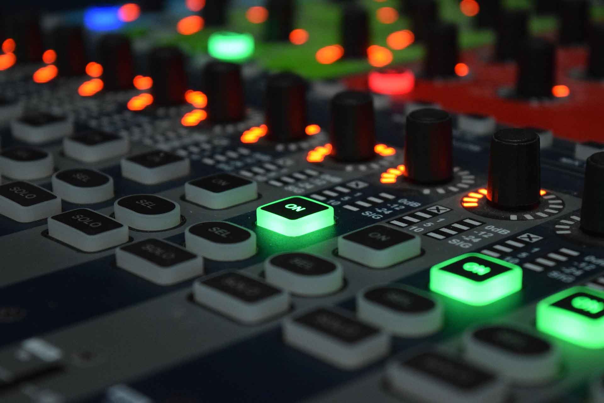 How to Choose Your Perfect First Dance Song with a Wedding DJ